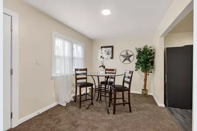 992  Home Ave, Fox Crossing, WI 54952 - Photo 5