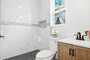 1929 53rd St, Kenosha, WI 53140 - Photo 23