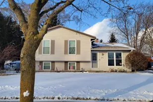 258 W Bridge St, Grafton, WI 53024 - Photo 5