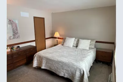 258 W Bridge St, Grafton, WI 53024 - Photo 17