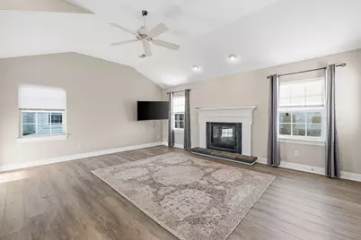 1799  Woodland Way, Slinger, WI 53086 - Photo 5