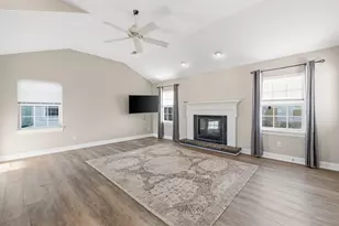 1799 Woodland Way, Slinger, WI 53086 - Photo 5