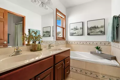 2111  Clearwater Dr, Onalaska, WI 54650 - Photo 31