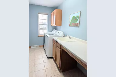 N108W14895  Bel Aire Ln, Germantown, WI 53022 - Photo 35