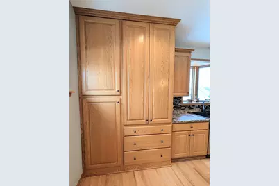 N108W14895  Bel Aire Ln, Germantown, WI 53022 - Photo 7