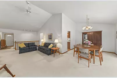 18730  Estate Cir #A, Brookfield, WI 53045 - Photo 3