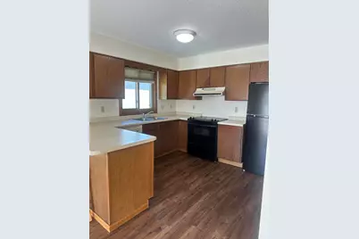 1041  Terrace Dr #1043, Onalaska, WI 54650 - Photo 5