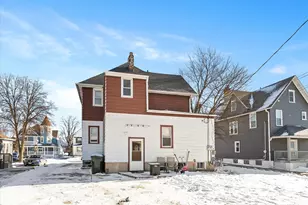 1527 S 80th St, West Allis, WI 53214 - Photo 3