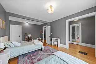 2627 N Murray Ave, Milwaukee, WI 53211 - Photo 13