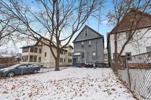 2627 N Murray Ave, Milwaukee, WI 53211 - Photo 17