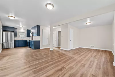 841 N 54th St, Milwaukee, WI 53208 - Photo 9