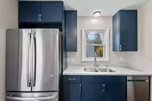 841 N 54th St, Milwaukee, WI 53208 - Photo 3