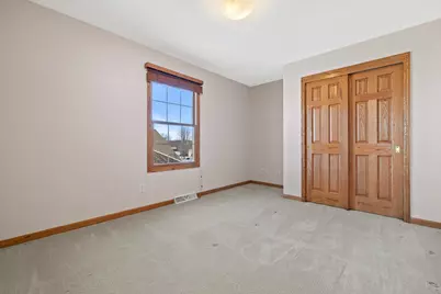 1624  Rolling Green Dr, Racine, WI 53406 - Photo 31