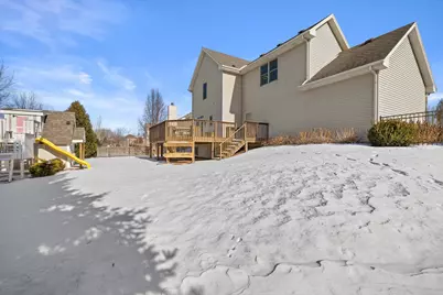 1624  Rolling Green Dr, Racine, WI 53406 - Photo 43