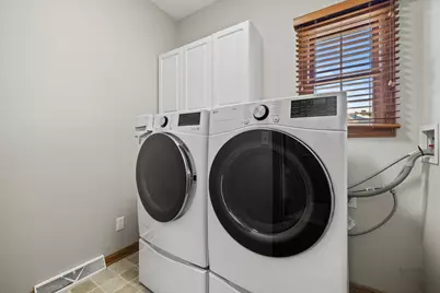 1624  Rolling Green Dr, Racine, WI 53406 - Photo 19