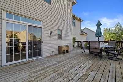 1624  Rolling Green Dr, Racine, WI 53406 - Photo 51