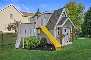 1624 Rolling Green Dr, Racine, WI 53406 - Photo 63