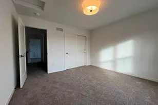 W221N3075 Greenwood Ct, Pewaukee, WI 53186 - Photo 23