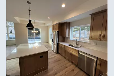 W221N3075  Greenwood Ct, Pewaukee, WI 53186 - Photo 13