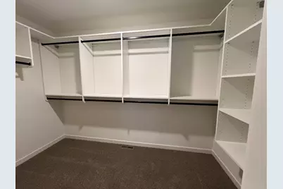 W221N3075  Greenwood Ct, Pewaukee, WI 53186 - Photo 19