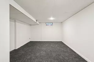 909 8th Ave, Grafton, WI 53024 - Photo 17