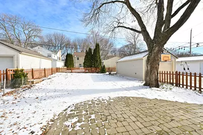 2616 N 85th St, Wauwatosa, WI 53226 - Photo 37