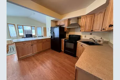 301 E Whitefish Rd, Port Washington, WI 53074 - Photo 5