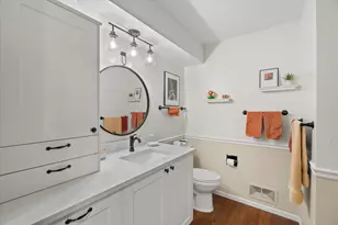 6530 N Alberta Ct, Glendale, WI 53217 - Photo 19