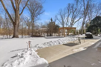 6530 N Alberta Ct, Glendale, WI 53217 - Photo 25