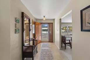 6530 N Alberta Ct, Glendale, WI 53217 - Photo 3