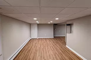 5354 N Lydell Ave, Whitefish Bay, WI 53217 - Photo 13