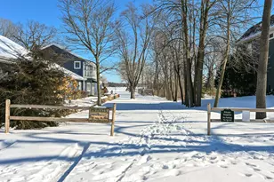 2135 W Shore Dr, Delafield, WI 53018 - Photo 37