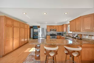 2135 W Shore Dr, Delafield, WI 53018 - Photo 15