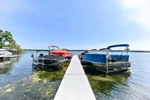 2135 W Shore Dr, Delafield, WI 53018 - Photo 47