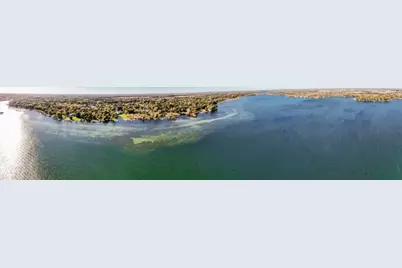 2135 W Shore Dr, Delafield, WI 53018 - Photo 45