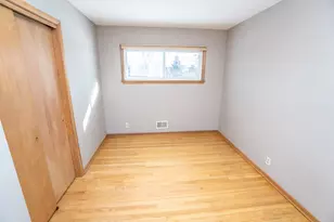 6349 Nabob Dr, West Bend, WI 53095 - Photo 11