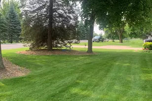 6349 Nabob Dr, West Bend, WI 53095 - Photo 25