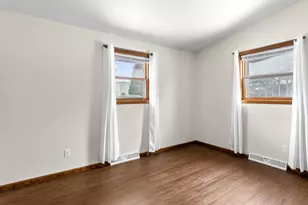 1209 E Thomas St, Manitowoc, WI 54220 - Photo 17