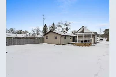 1209 E Thomas St, Manitowoc, WI 54220 - Photo 5