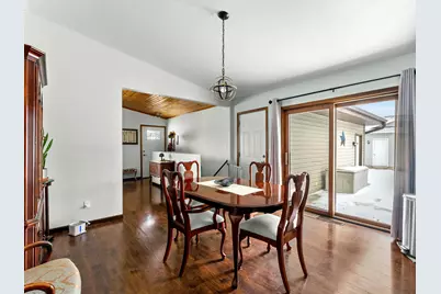 1209 E Thomas St, Manitowoc, WI 54220 - Photo 13