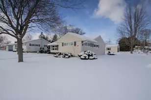 26 Park View Ln, Watertown, WI 53094 - Photo 5