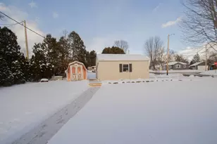 26 Park View Ln, Watertown, WI 53094 - Photo 9