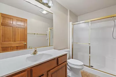 456  Hartford Square 4 Sq, Hartford, WI 53027 - Photo 15