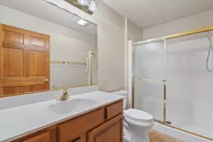 456 Hartford Square 4 Square, Hartford, WI 53027 - Photo 15