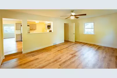 1153 N 11th Ave, West Bend, WI 53090 - Photo 15