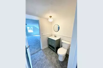 1153 N 11th Ave, West Bend, WI 53090 - Photo 7