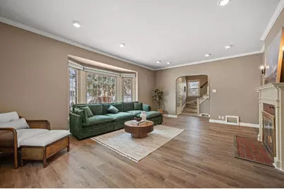 862 S 77th St, West Allis, WI 53214 - Photo 3