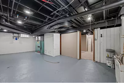 862 S 77th St, West Allis, WI 53214 - Photo 21