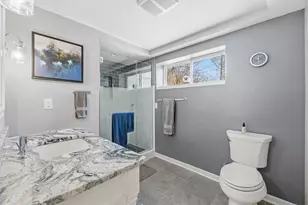 W245N4749 Swan Rd, Pewaukee, WI 53072 - Photo 25