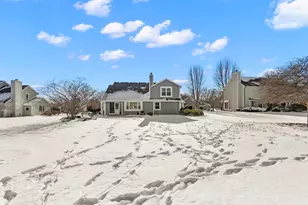 N53W15786 Creekwood Crossing, Menomonee Falls, WI 53051 - Photo 3